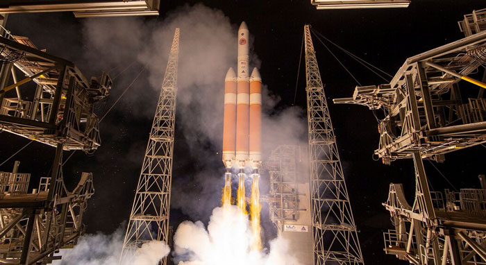 Lanzamiento nocturno de la Parker Solar Probe desde Cabo Cañaveral