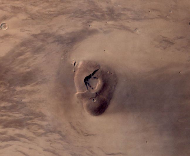 Volcán Tharsis Tholus en Marte en mosaico de imágenes de Mangalyaan