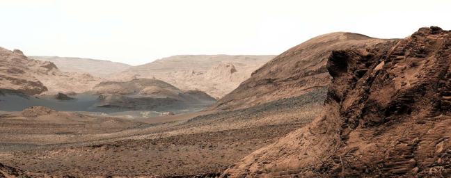 Mosaico del valle Gediz Vallis captado por Curiosity en 2022