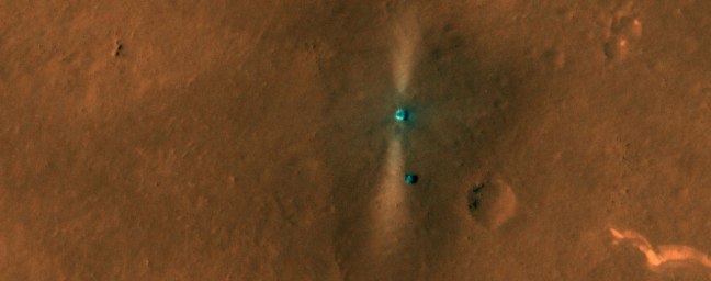 El módulo de aterrizaje Tianwen-1 y el rover Zhurong fotografiados por la cámara HiRISE del Mars Reconnaissance Orbiter en Utopia Planitia en junio de 2021