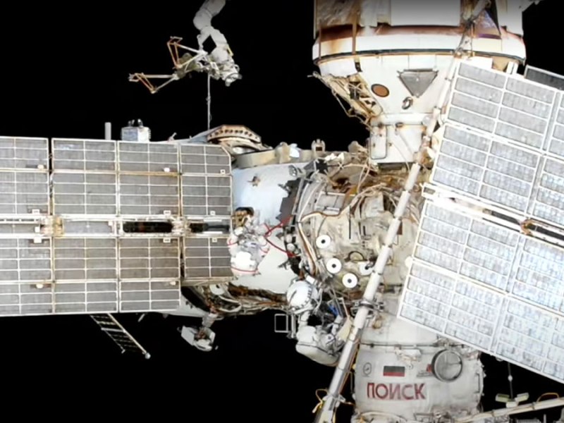 Ryzhikov y Zubritski realizan con éxito una EVA de larga duración en la Estación Espacial&nbsp;Internacional