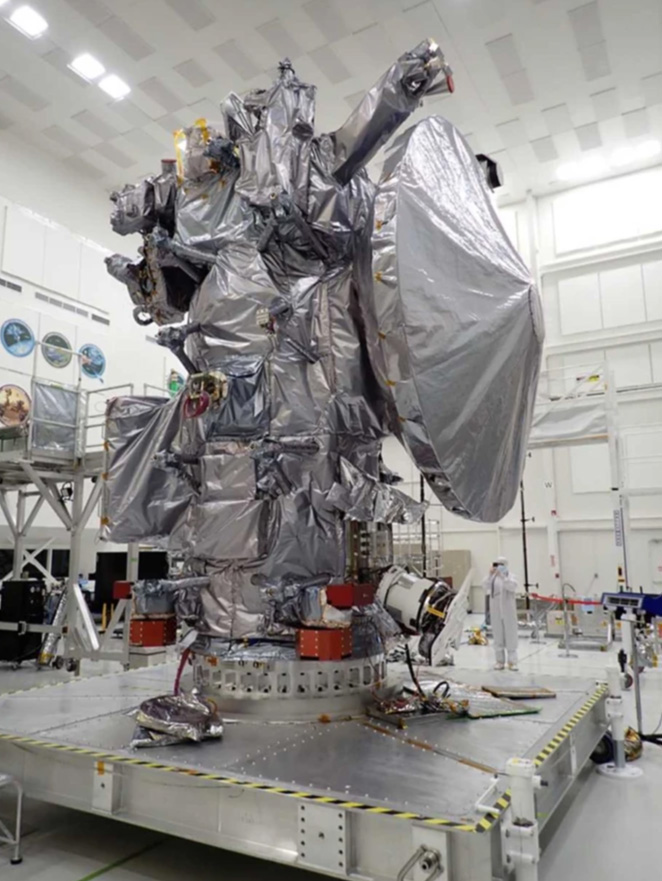 La sonda Europa Clipper lista para las pruebas térmico-vacío en sala limpia