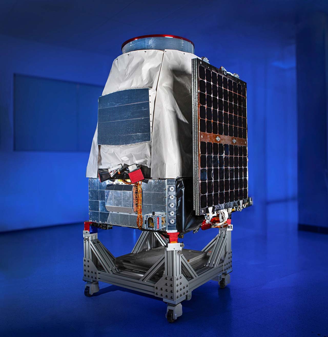 Satélite Pandora completamente integrado durante pruebas en tierra